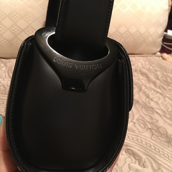 Epi  leather Louis Vuitton 💯 authentic bag - Picture 4 of 8